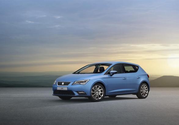 Seat Leon TGI tre quarti anteriore