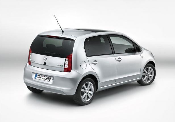 Skoda Citigo a metano tre quarti posteriore