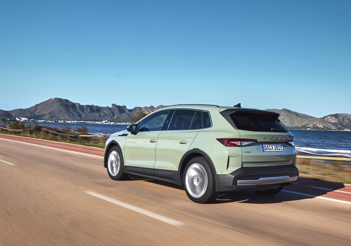 Skoda Elroq 60 tre quarti posteriore