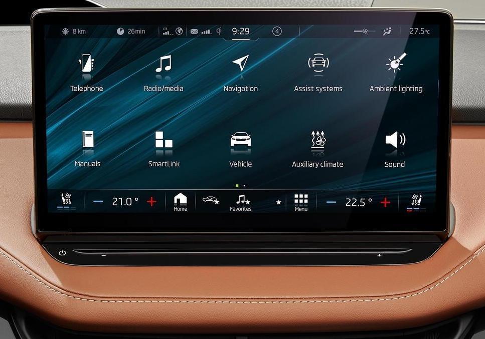 Skoda Enyaq 80 schermo infotainment