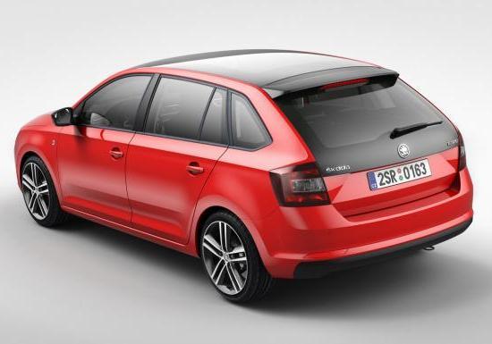 Skoda Rapid Spaceback tre quarti posteriore