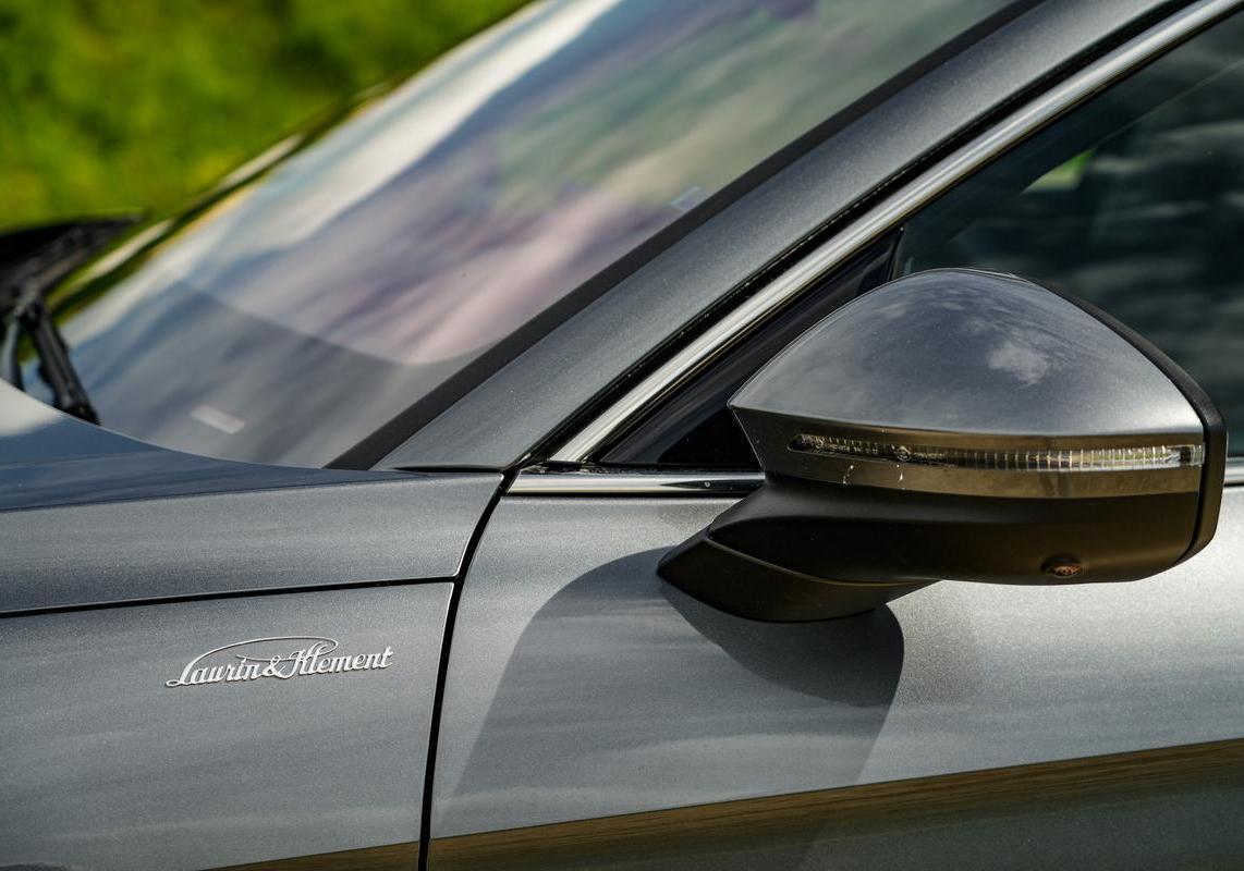Skoda Superb Wagon Laurin Klement badge