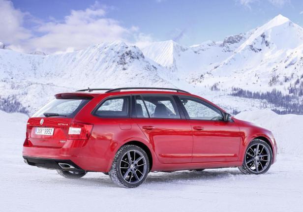 Skods Octavia RS Wagon 4X4-profilo