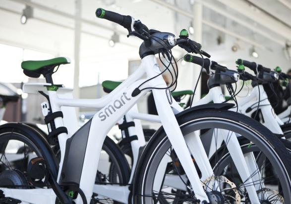 Smart ebike foto tre quarti