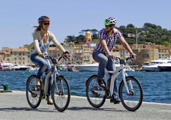 Smart ebike tre quarti anteriore