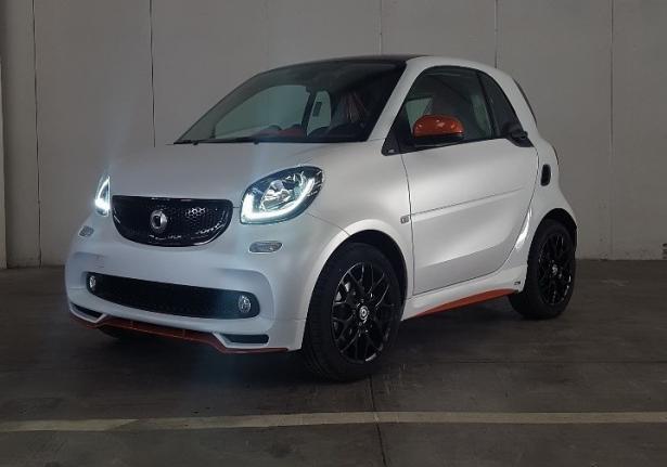 Smart Fortwo Urbanrunner bianca arancio