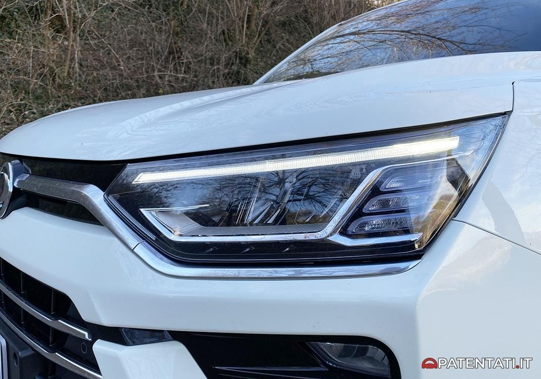 Ssangyong Korando diesel 2021 foto fari led