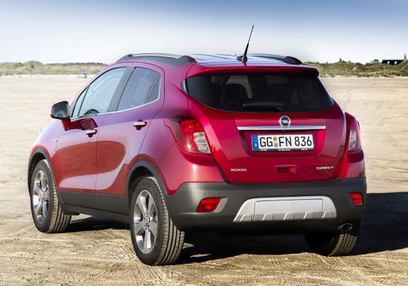 Suv compatto Opel Mokka posteriore