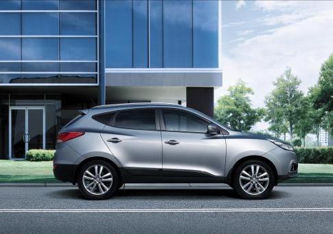 Suv Hyundai ix35 laterale