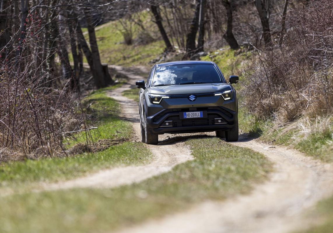 Suzuki eVitara 4x4 allgrip-e 10