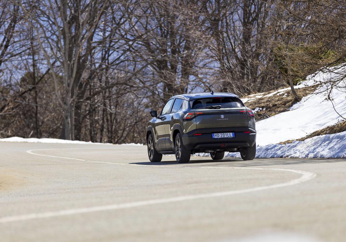 Suzuki eVitara 4x4 allgrip-e 6