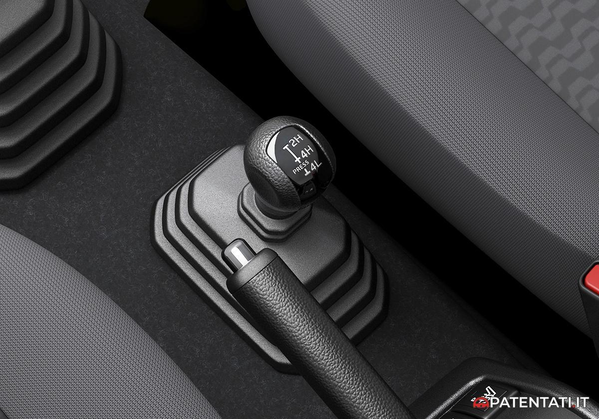 Foto Suzuki Jimny 1.5 trazione integrale AllGrip 4WD - Patentati