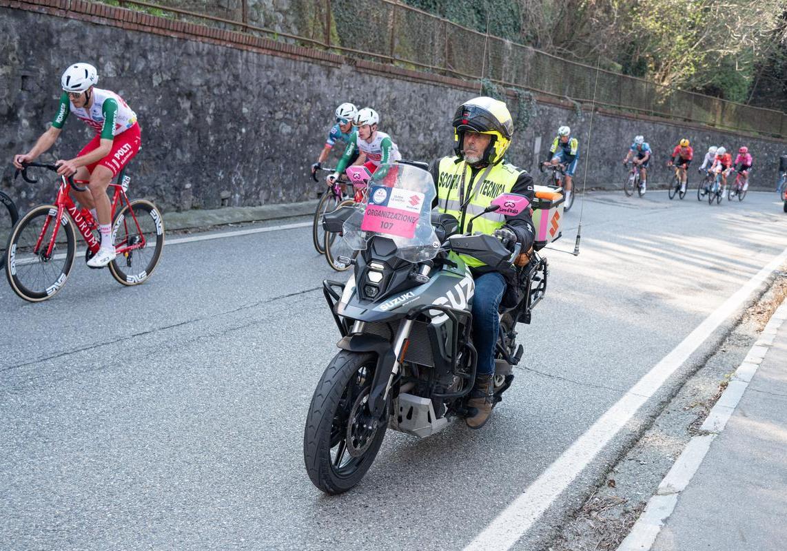 Suzuki moto Giro Italia 2025