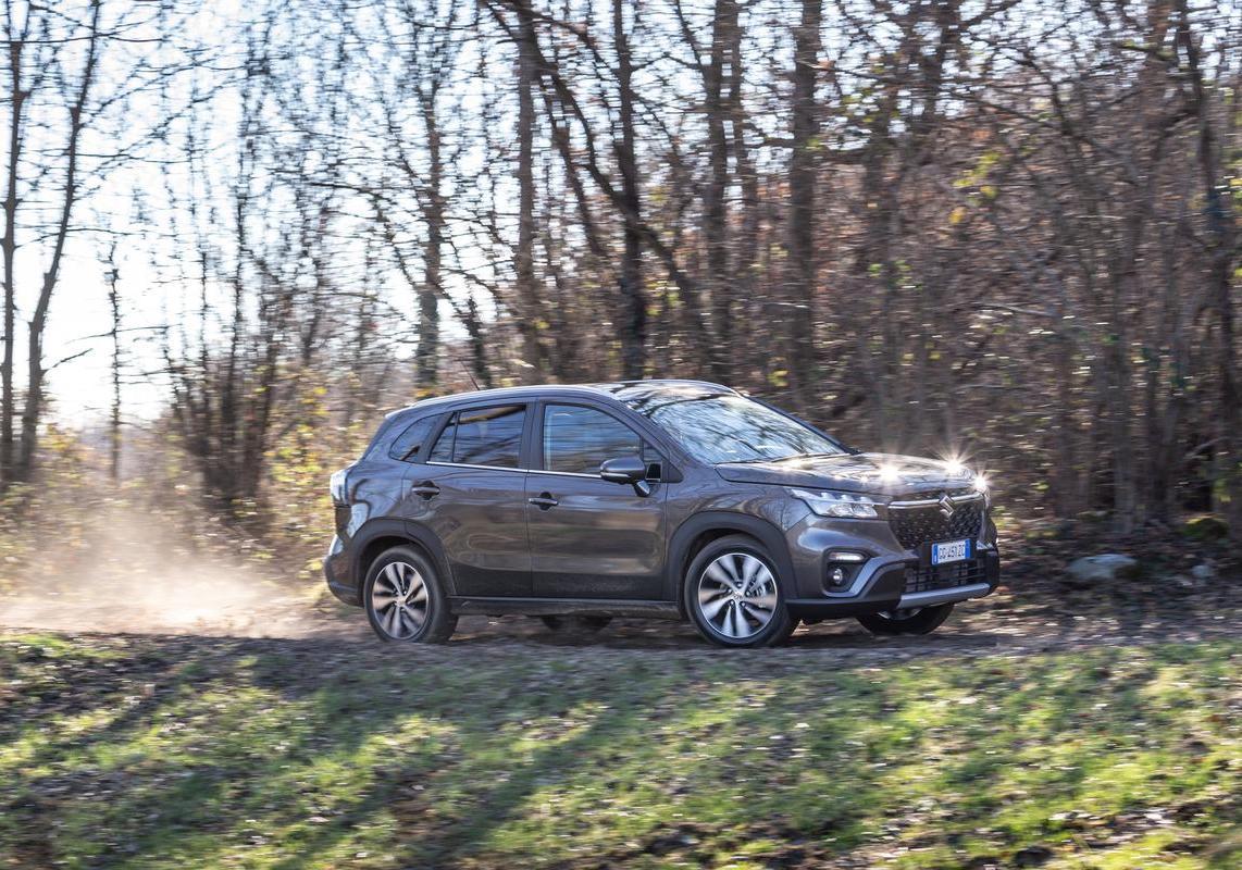 Suzuki S-Cross Boosterjet 48V 4WD Top 2025 2