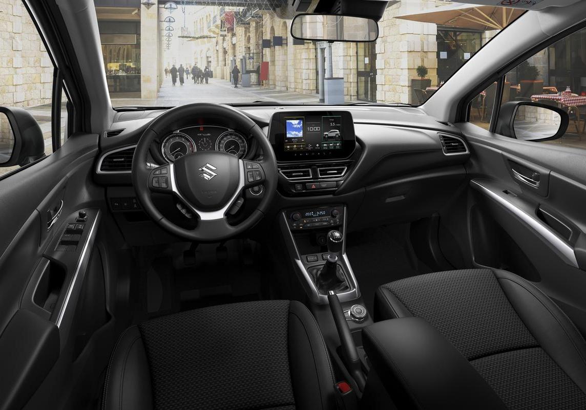 Suzuki S-Cross Boosterjet 48V 4WD Top 2025 interni