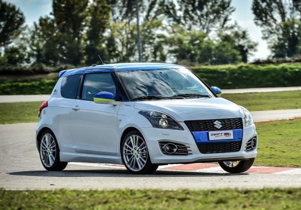 Suzuki Swift GSX-RR Tribute profilo