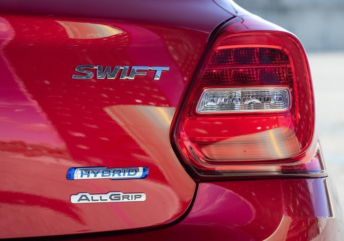 Suzuki Swift Hybrid 2020 immagine