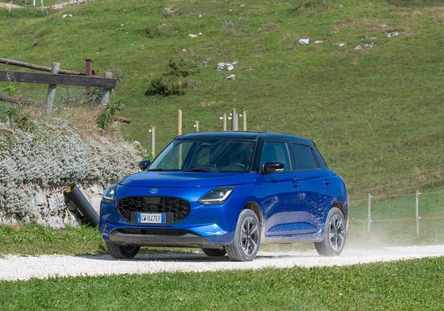 Suzuki Swift Hybrid AllGrip in azione