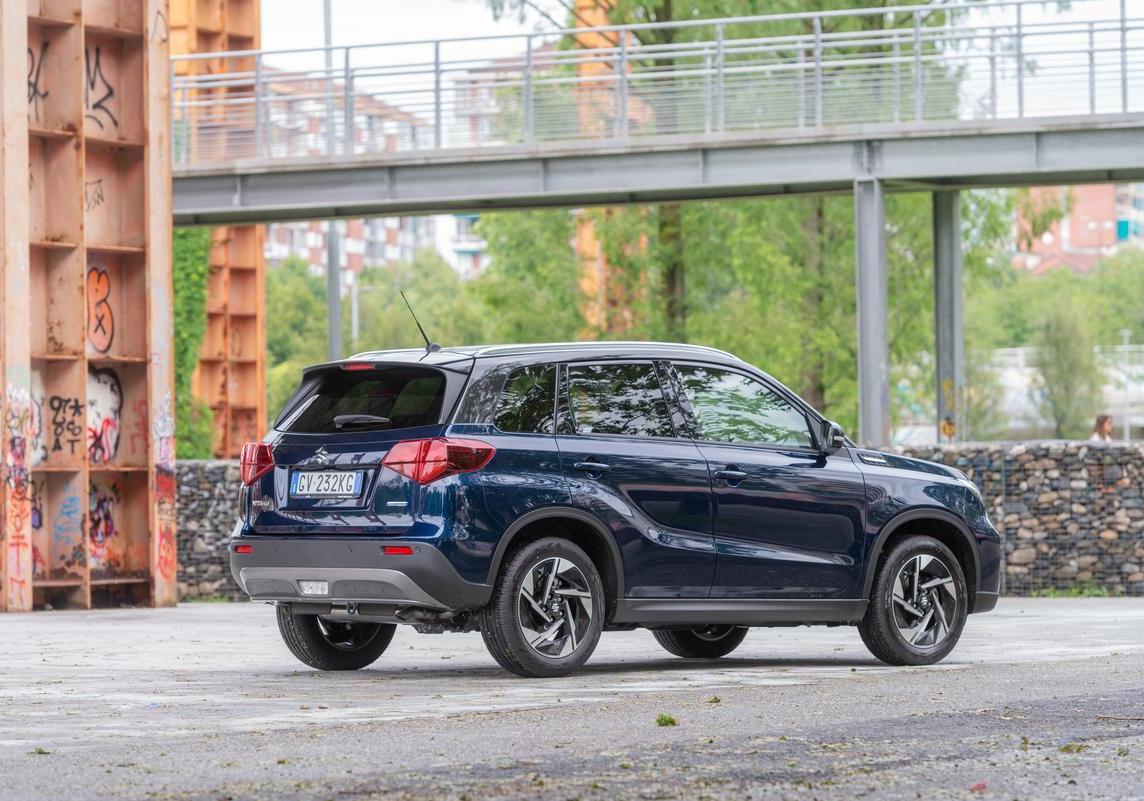 Suzuki Vitara 2025 Hybrid 140V 4x4 3