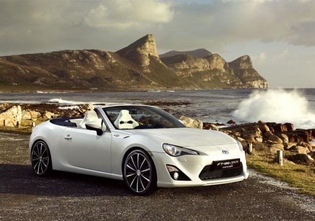 Toyota FT-86 Open Concept tre quarti anteriore lato destro