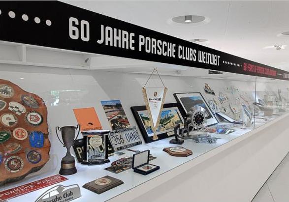 Vetrina 60 anni Porsche Club