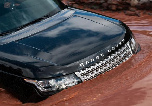 Viaggio in Marocco nuova Range Rover guado