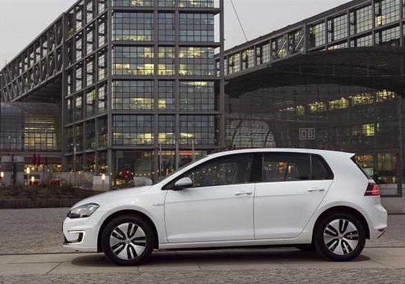 Volkswagen e-Golf profilo lato sinistro