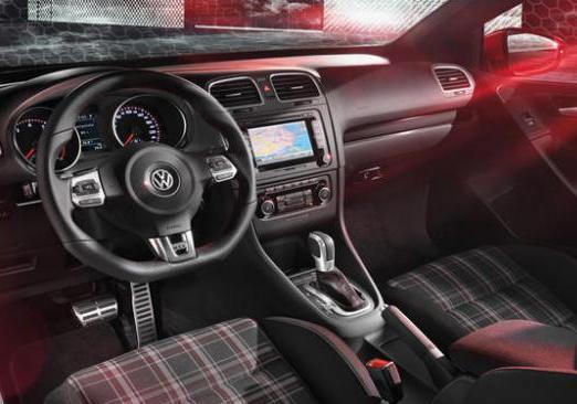 Volkswagen Golf GTI Cabriolet interni