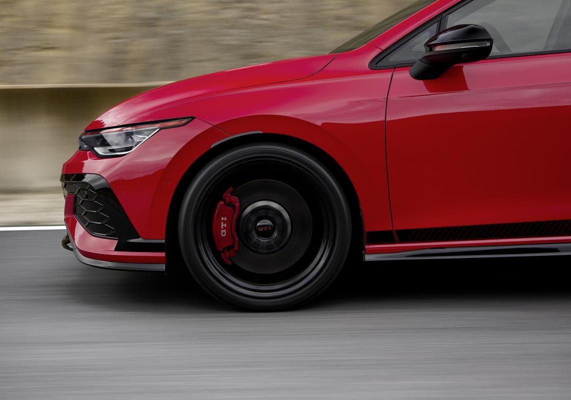 Volkswagen Golf GTi Edition 50 11