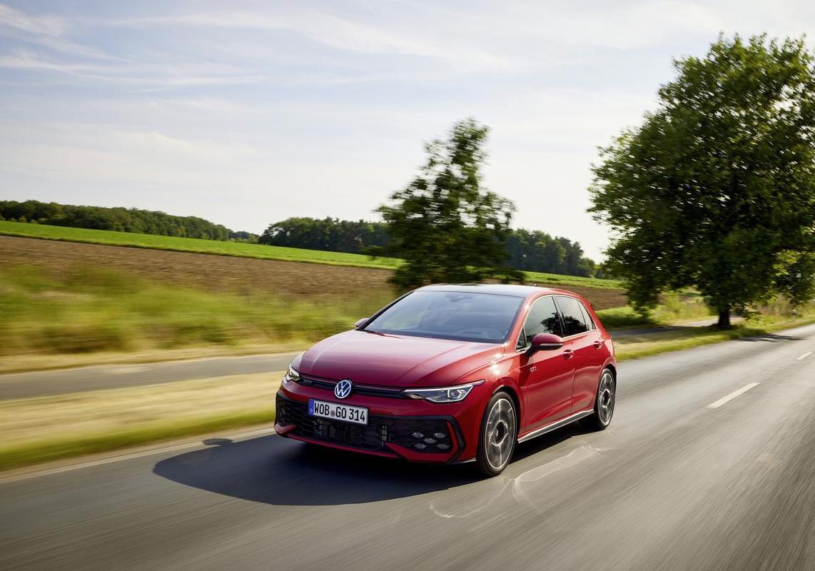 Volkswagen Golf GTi Edition 50 5