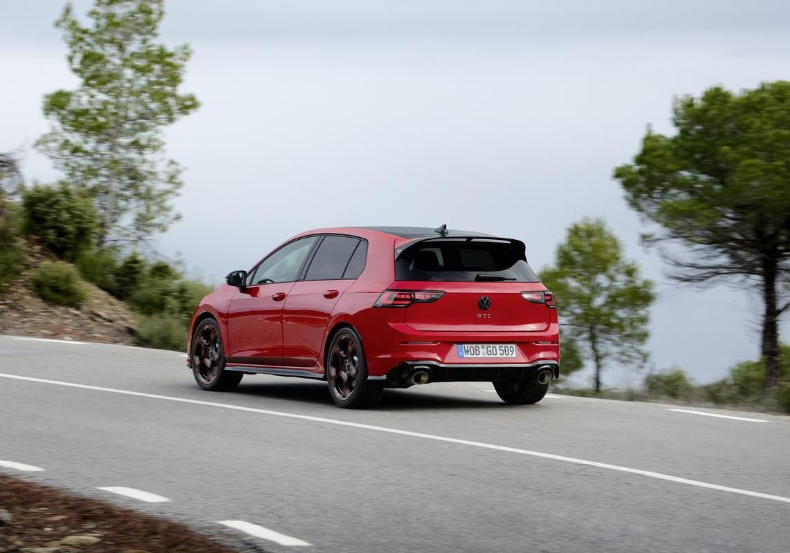 Volkswagen Golf GTi Edition 50 6