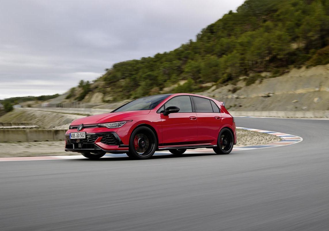 Volkswagen Golf GTi Edition 50 9