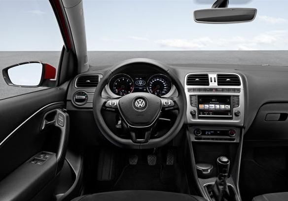 Volkswagen Polo MY 2014 interni