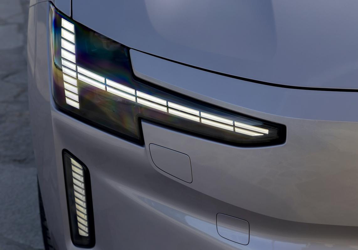 Volvo ES90 Single Motor Ultra fari