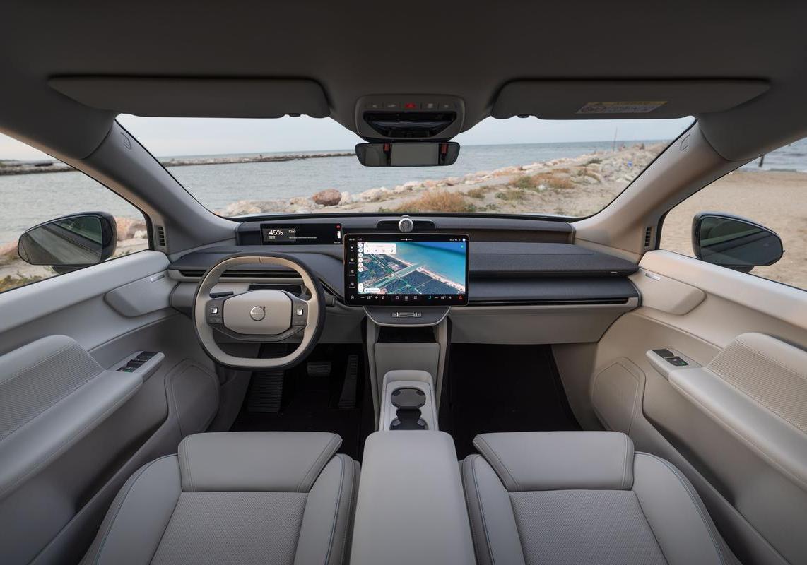 Volvo EX60 P10 AWD interni