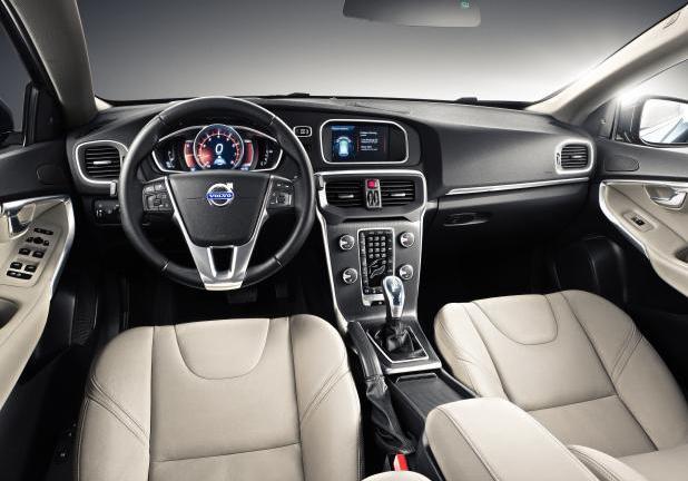 Volvo V40 2012 interni