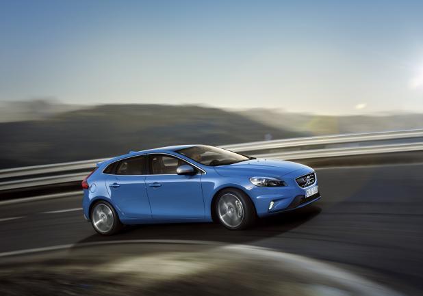 Volvo V40 R-Design profilo