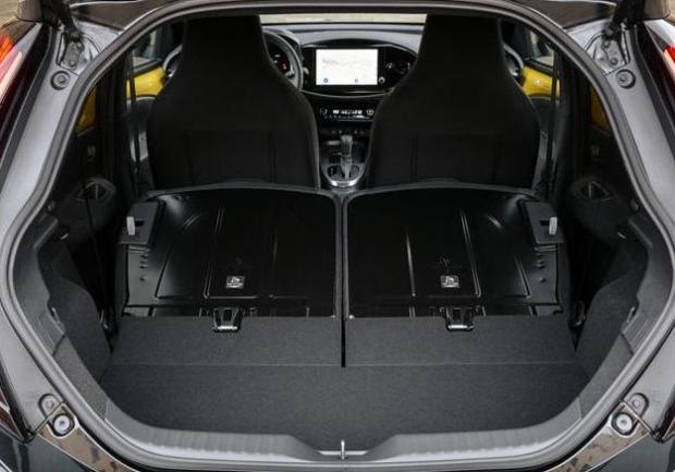 Aygo X Full Hybrid - bagagliaio