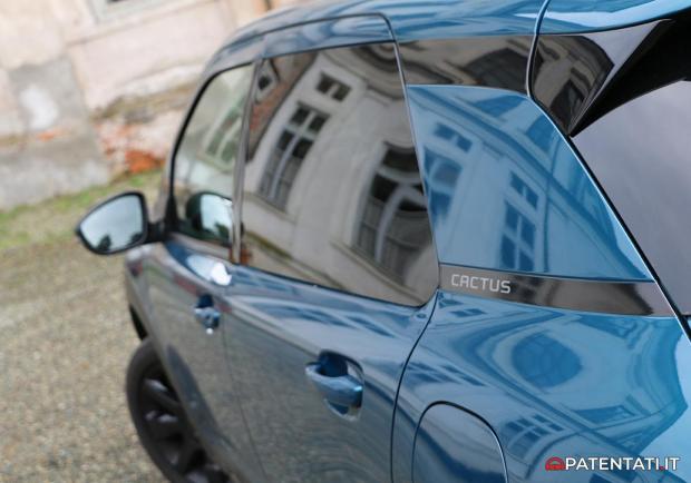 Citroen C4 Cactus 1.6 BlueHDi 100 Shine foto