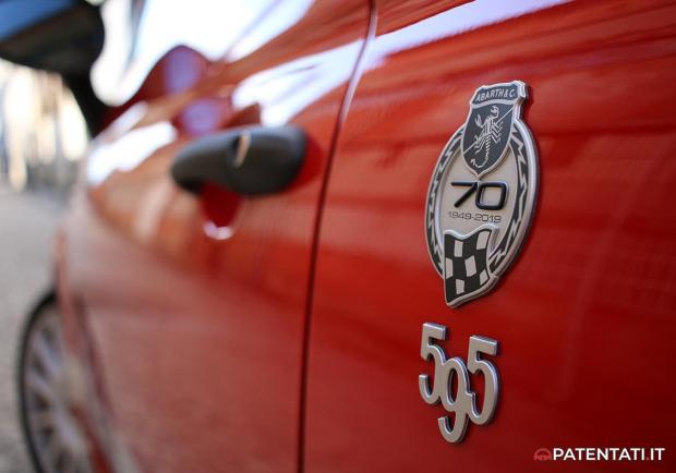 Abarth 595 esseesse 2020 badge