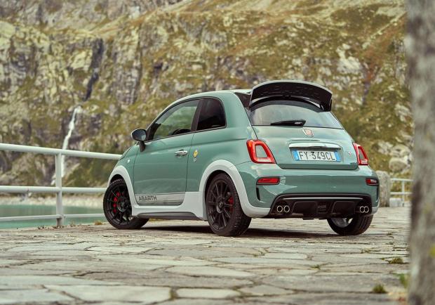 Abarth 695 70° Anniversario posteriore