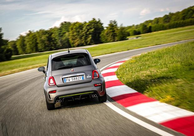 Abarth, la nuova 595 Pista si rivolge ai più giovani 03