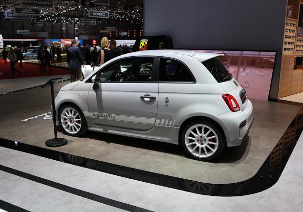 Abarth, un tuffo nel passato al Salone di Ginevra 01