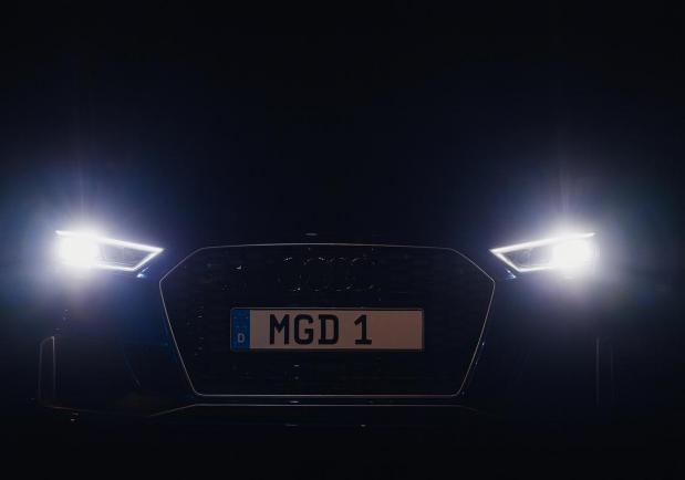 Abbaglianti troppo luminosi