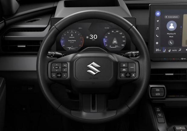 Across Plug-in Hybrid - volante e comandi