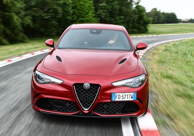 Alfa Romeo, la Giulia è da 'Compasso d?Oro' 05