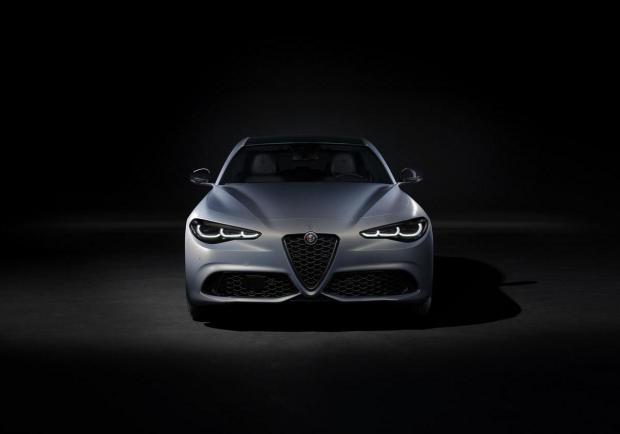 Alfa Romeo Giulia e Stelvio 2023 14