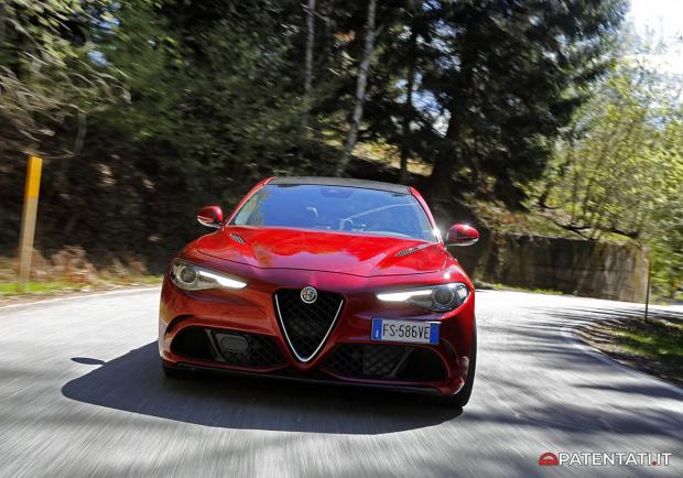 Alfa Romeo Giulia Quadrifoglio anteriore