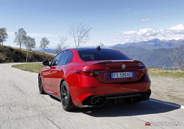 Alfa Romeo Giulia Quadrifoglio recensione