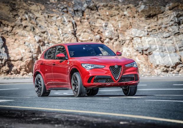 Alfa Romeo Stelvio Quadrifoglio prova su strada